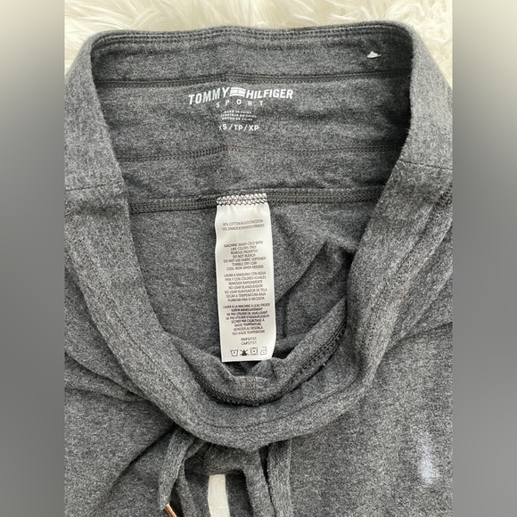 Tommy Hilfiger Gray XS Red & White Striped Leggings - Picture 3 of 6